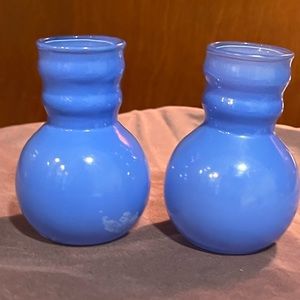 Set of two blue bud vases 👽